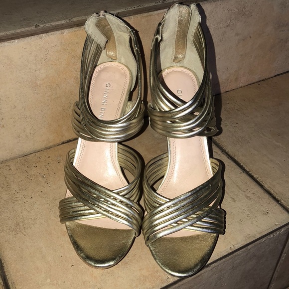 High heels - Picture 2 of 5